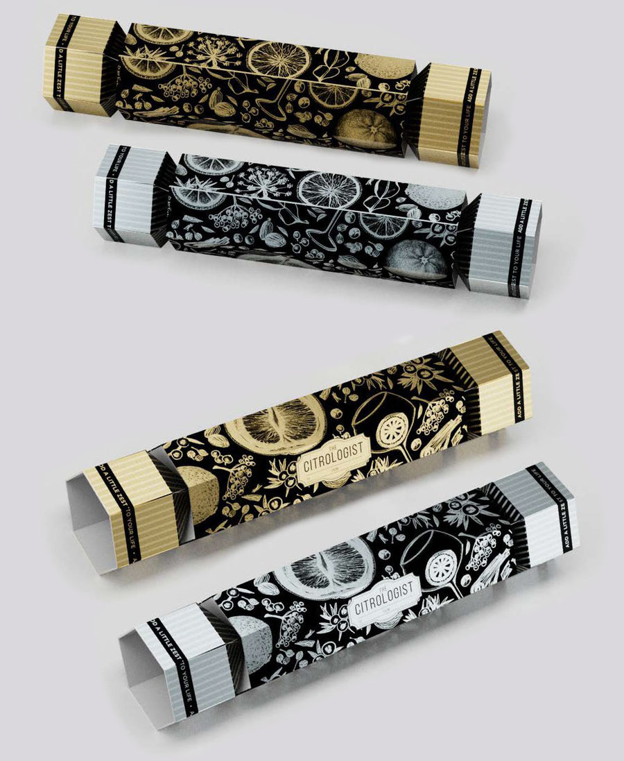 Set of 4 mixed Gin-Filled Christmas Crackers